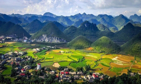 A global travel website lists 10 undiscovered tourist attractions in Vietnam
